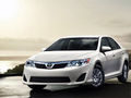 2012 Toyota Camry Hybrid XLE: Technology In A Mid-Size Sedan